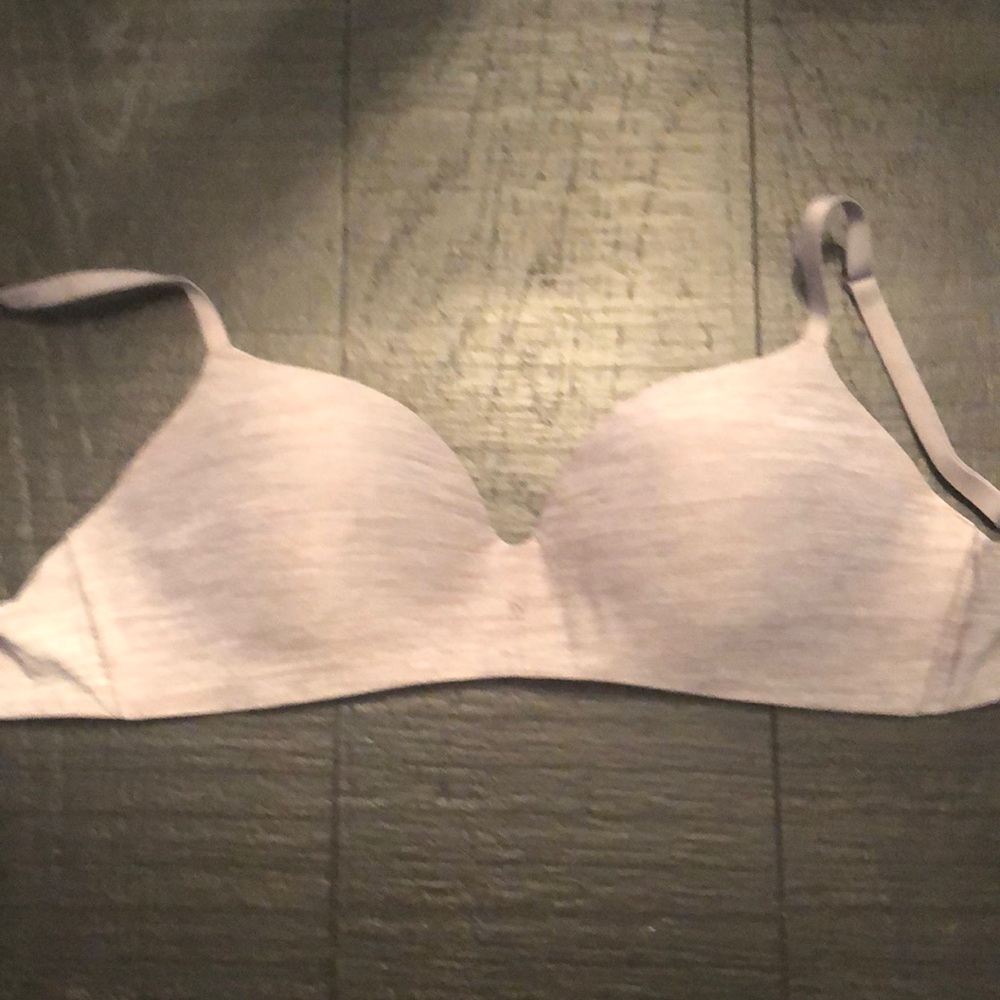 Wireless Victoria’s Secret bra size 34 double D